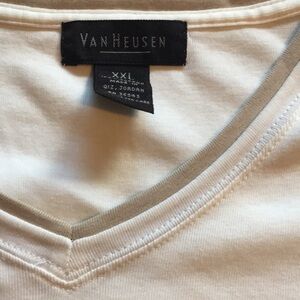 Van Heusen short sleeve 100% cotton shirt.